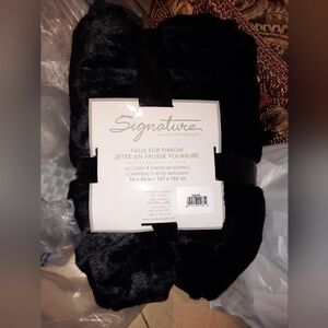 🎁 NIP ELEGANTLY GORGEOUS FAUX FUR MINK BLANKET THROW SEXXXY MIDNIGHT BLACK 🎄🎁